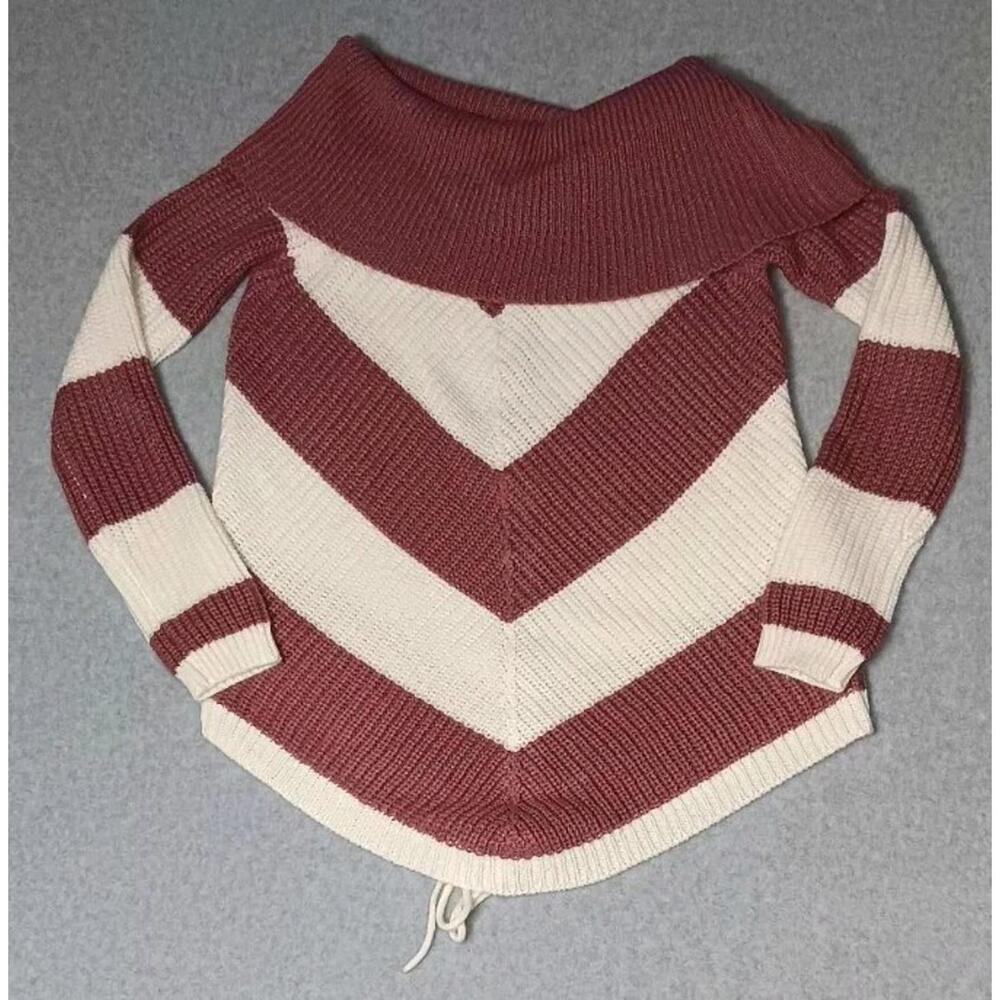 Derek Heart Sweater Womens Size Small Purpish And White Chevron Cowl Neck...